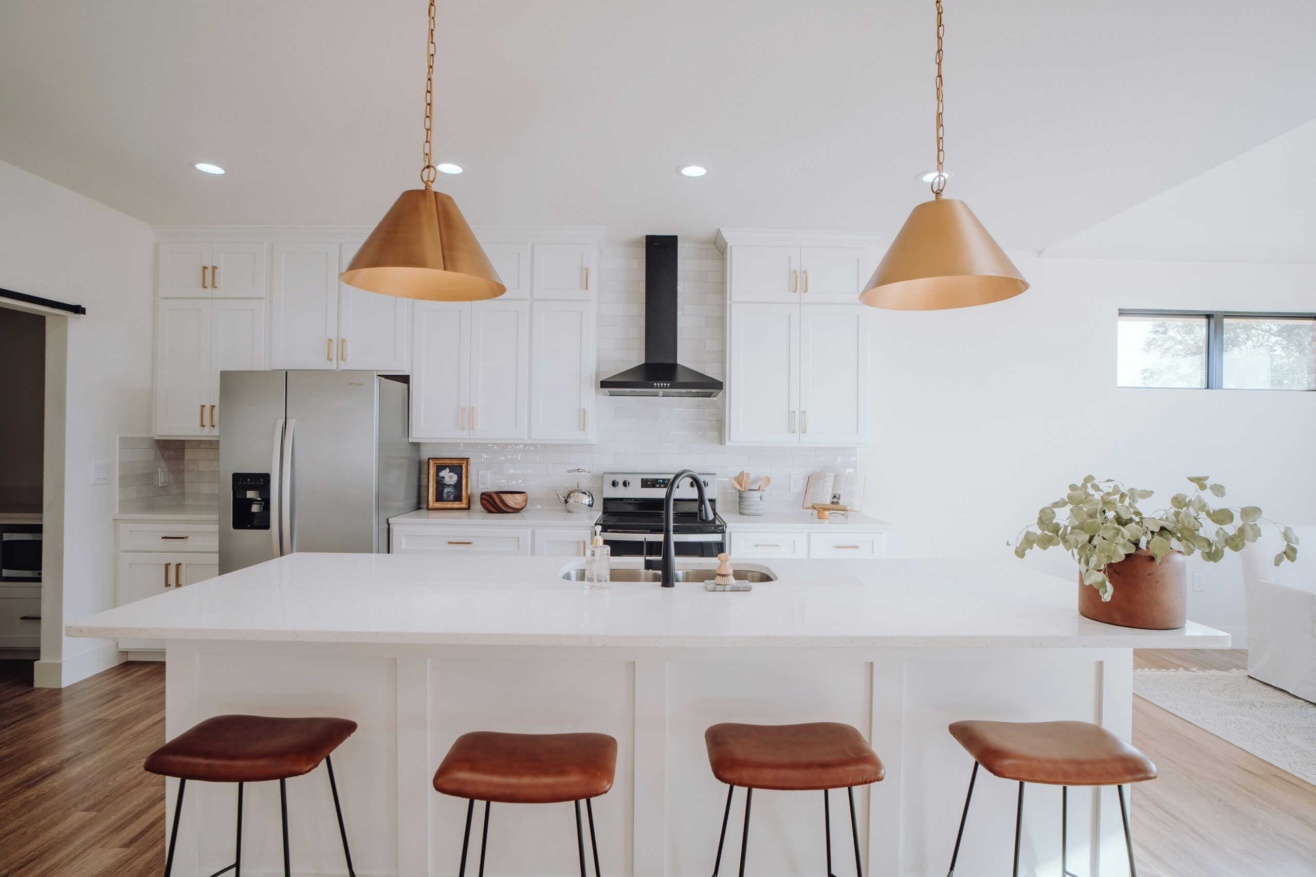 Residential Deep Cleaning For Homes 4,001 Square Feet Plus